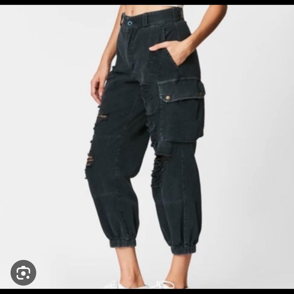 Carmar cargo pants with rips